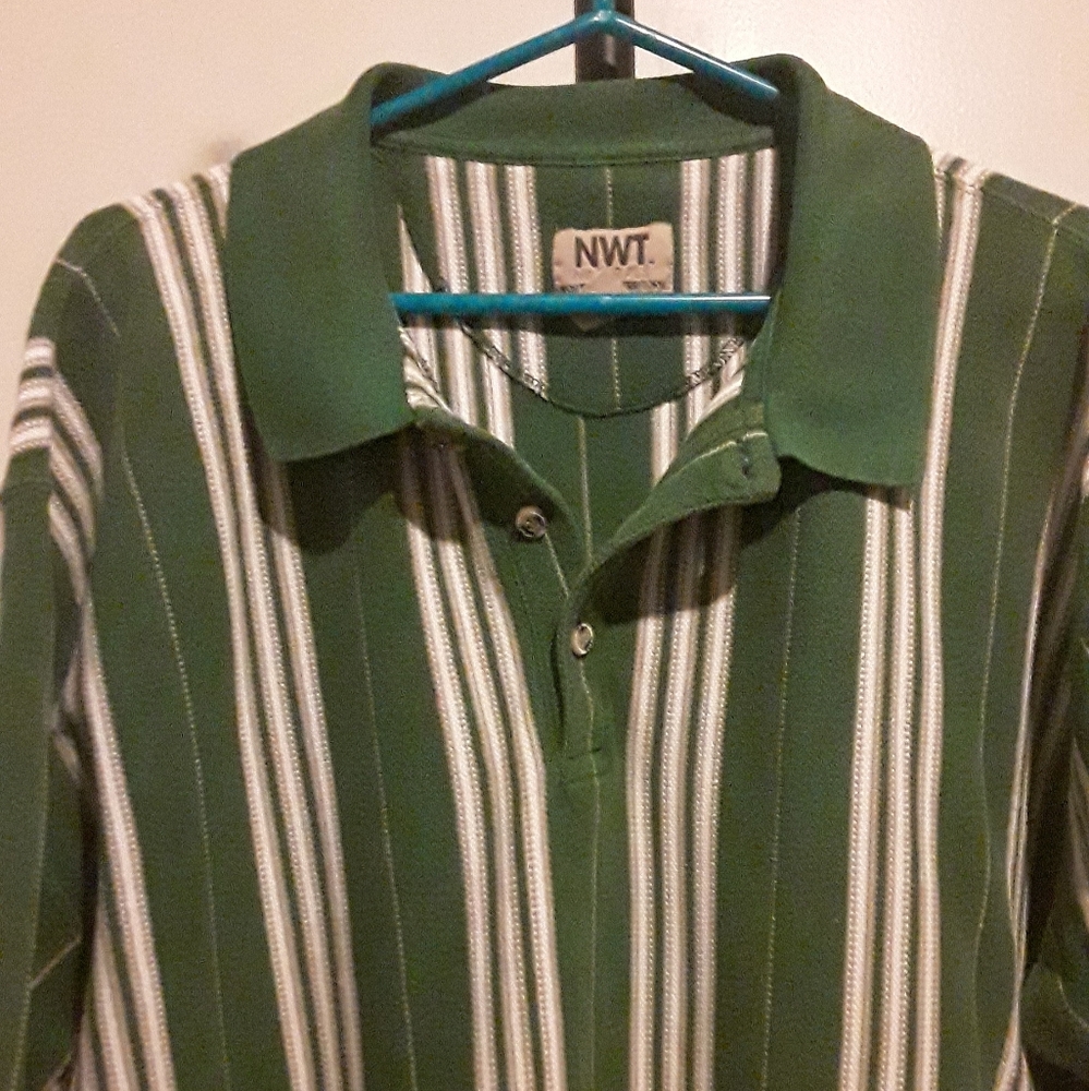 NWT CASUAL KNIT SHIRT